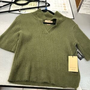 Bailey 44 Top